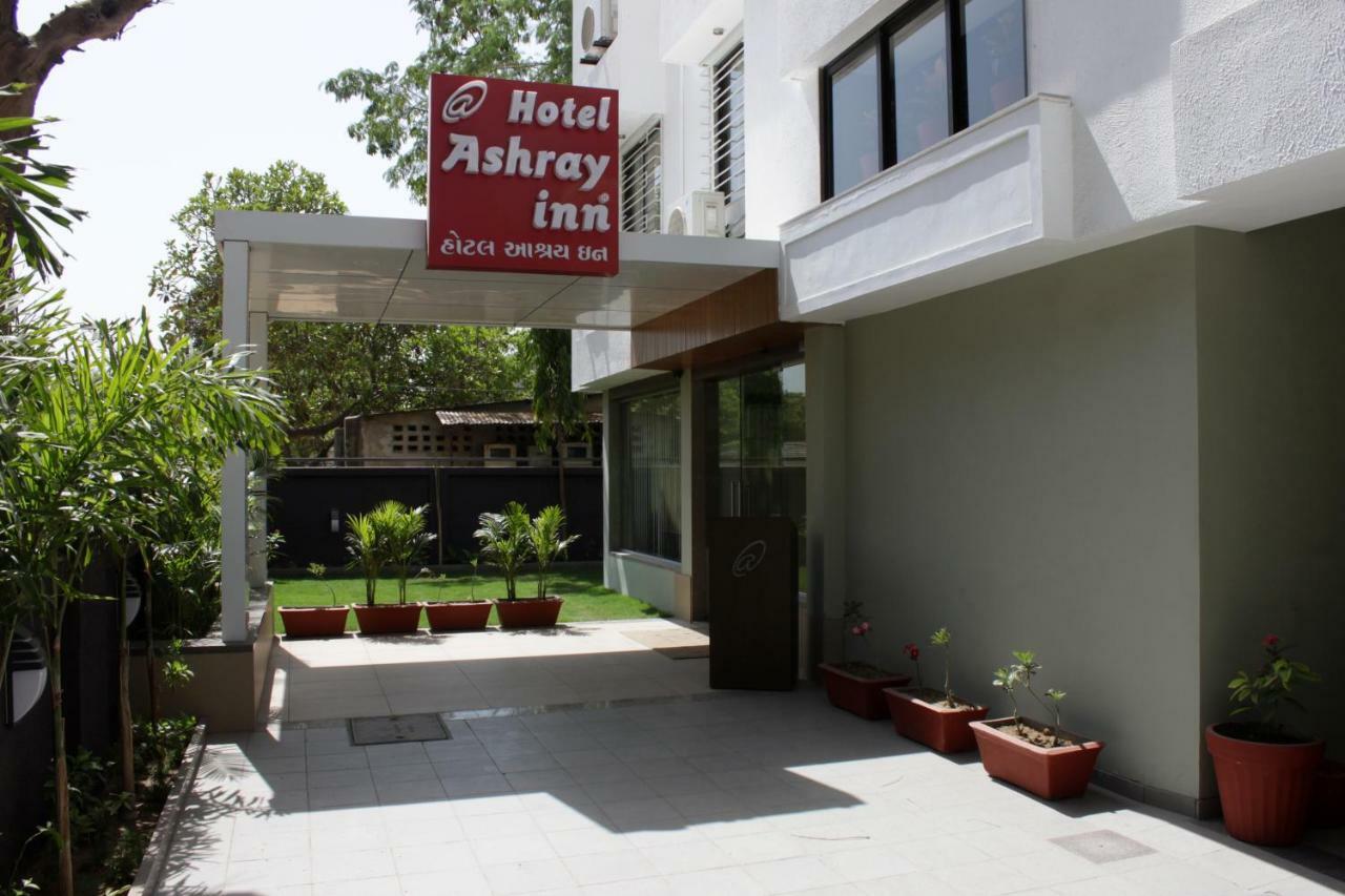 Hotel Ashray Inn Αχμπανταμπάντ Εξωτερικό φωτογραφία